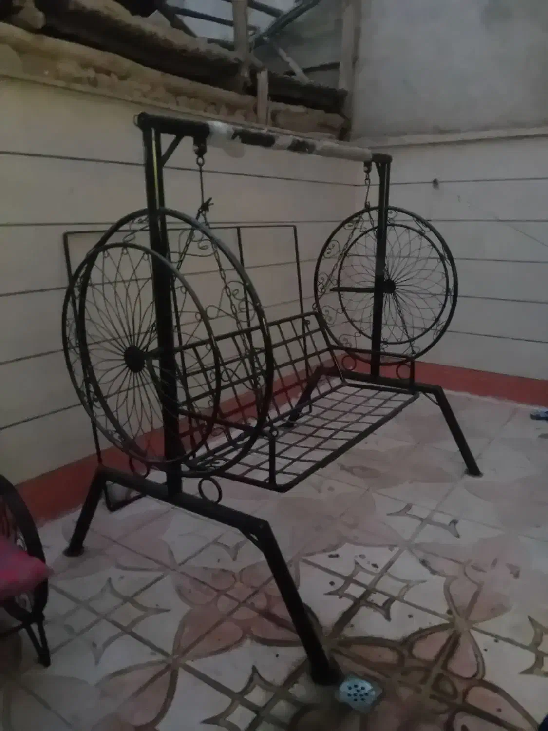 تاب باغی|صندلی و نیمکت|قزوین, |دیوار