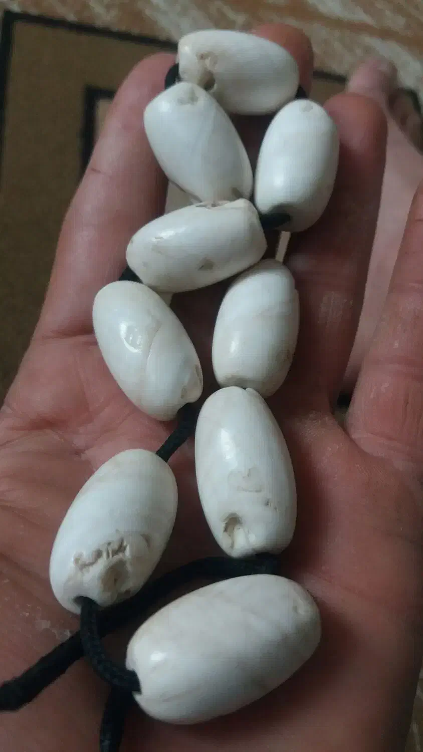 مهره محبت کهنه|کلکسیون اشیاء عتیقه|تهران, شوش (باغ آذری)|دیوار