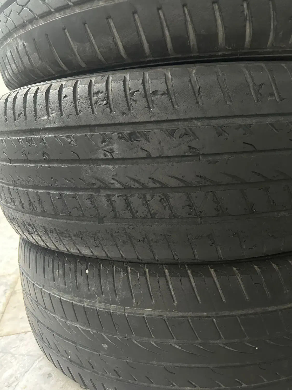لاستیک|قطعات یدکی و لوازم جانبی|آمل, |دیوار