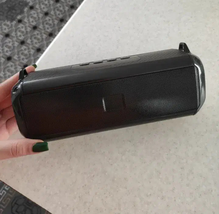 اسپیکر تسکو|پخش‌کننده همراه|ری, علایین|دیوار