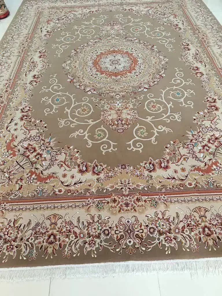 دو تخته فرش12متری گردویی گل برجسته|فرش|ایلام, |دیوار