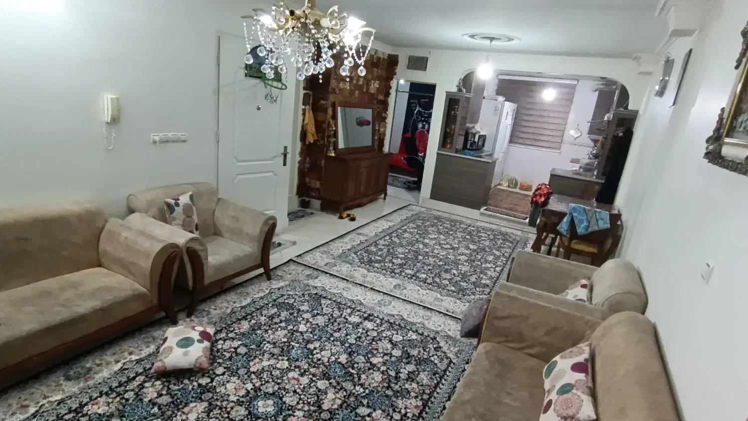 عمارت*63متر واحدی*با انباری*کم پله *دهمتری اول|فروش آپارتمان|تهران, مسعودیه|دیوار