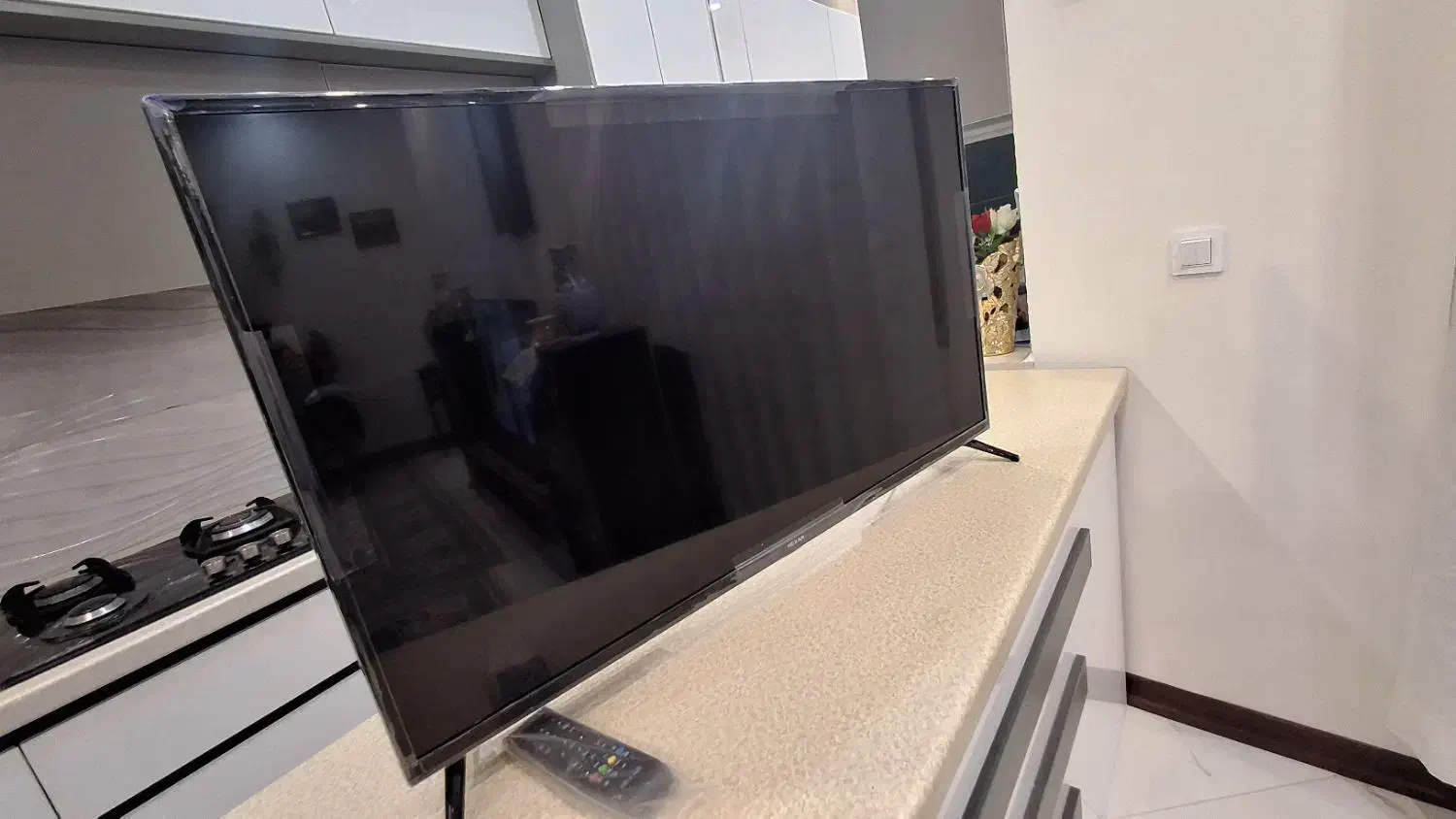 تلوزیون ۴۳ برند نکسار neksar اکبند|تلویزیون و پروژکتور|تهران, تاکسیرانی|دیوار