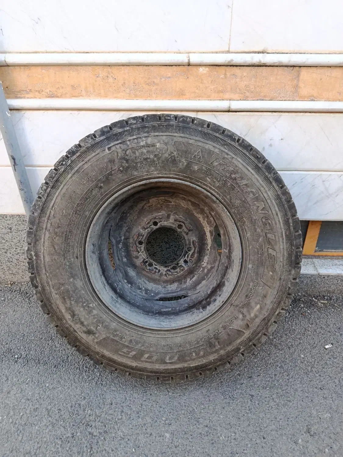 لاستیک چینی با رینک|قطعات یدکی و لوازم جانبی|سلماس, |دیوار