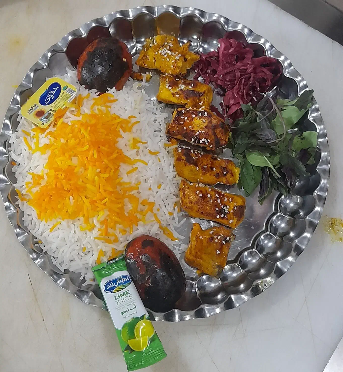 ادمین فعال وظرفشورسالن دار.کمک اشپز|استخدام رایانه و فناوری اطلاعات|خرمآباد, |دیوار