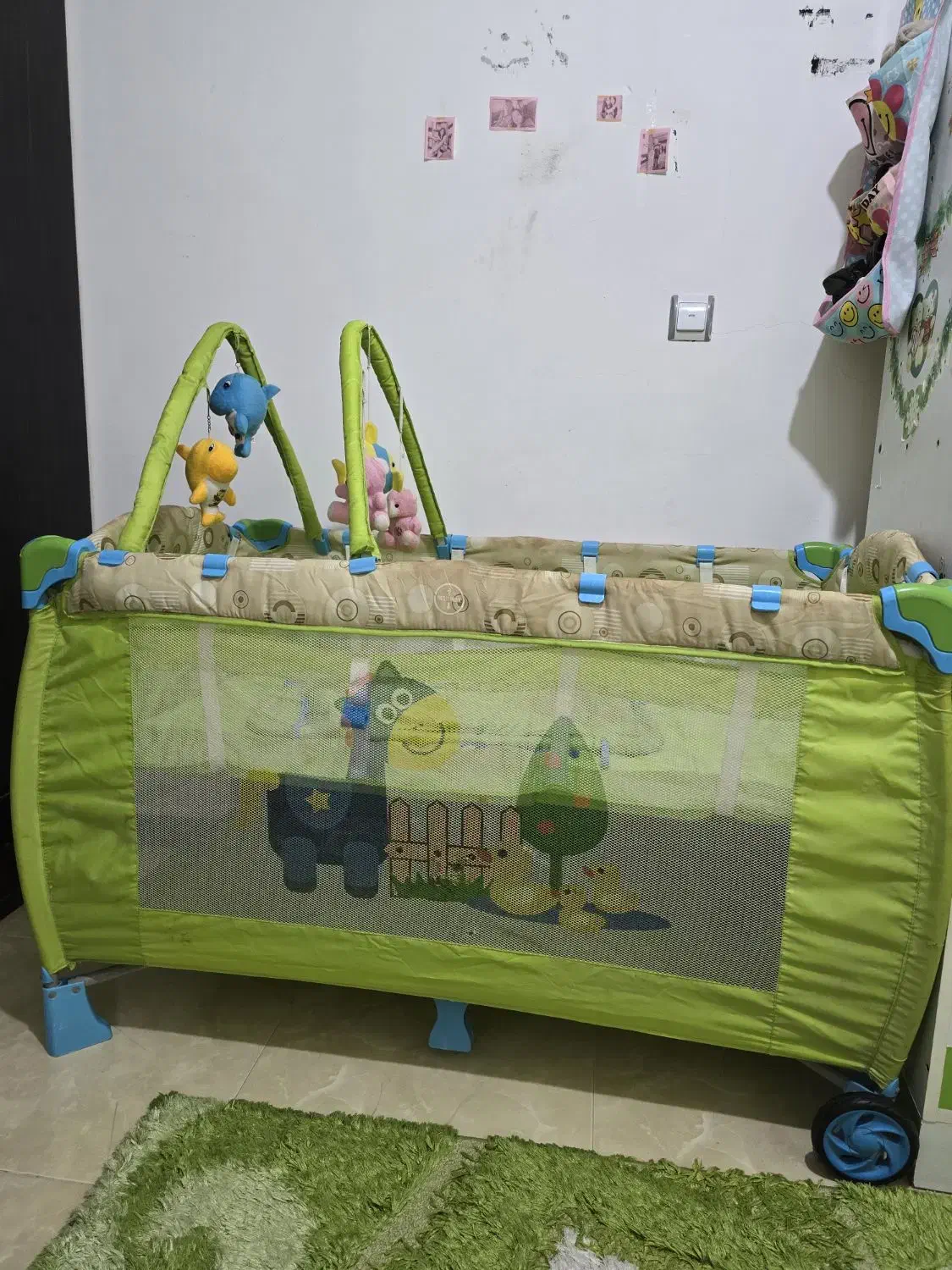 تخت کودک|تخت و صندلی بچه|بندر انزلی, معلم|دیوار