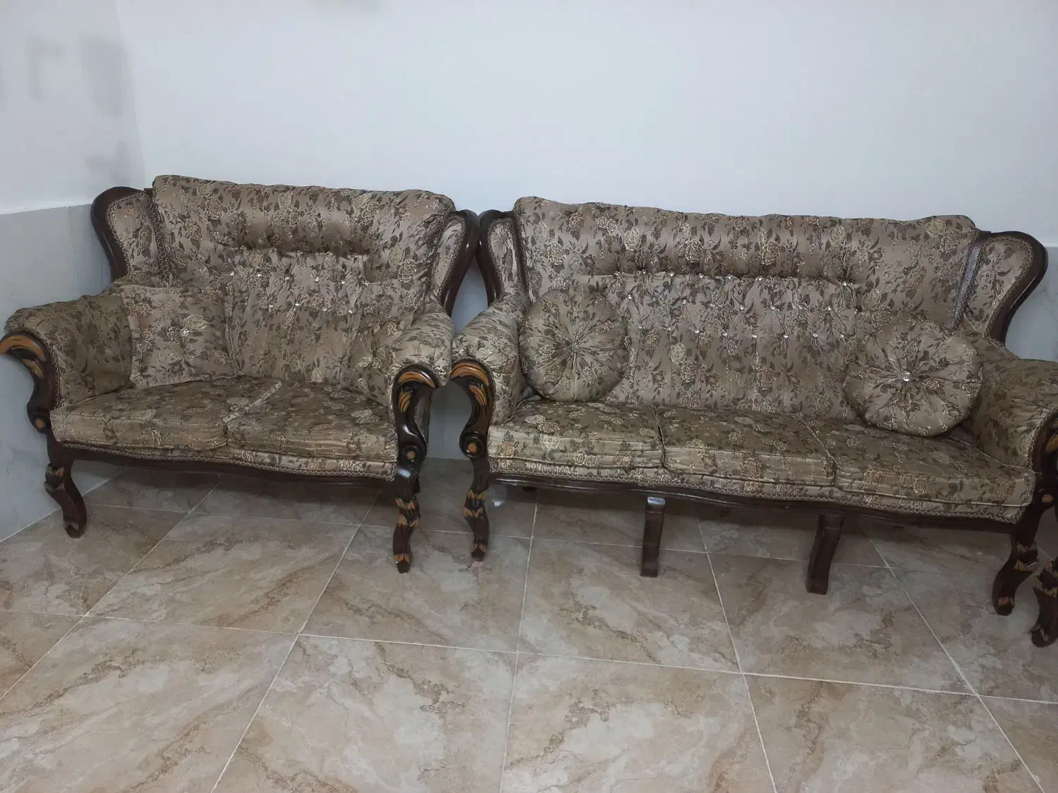 مبل ۷ نفره|مبلمان خانگی و میز عسلی|کاشان, امیرکبیر|دیوار