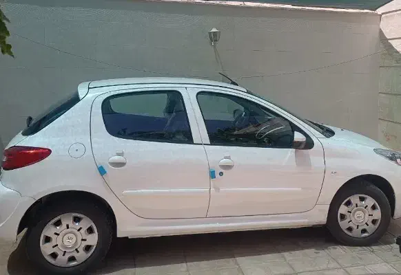 207 تیوفایو سقف فلز 1404|خودرو سواری و وانت|بیرجند, |دیوار