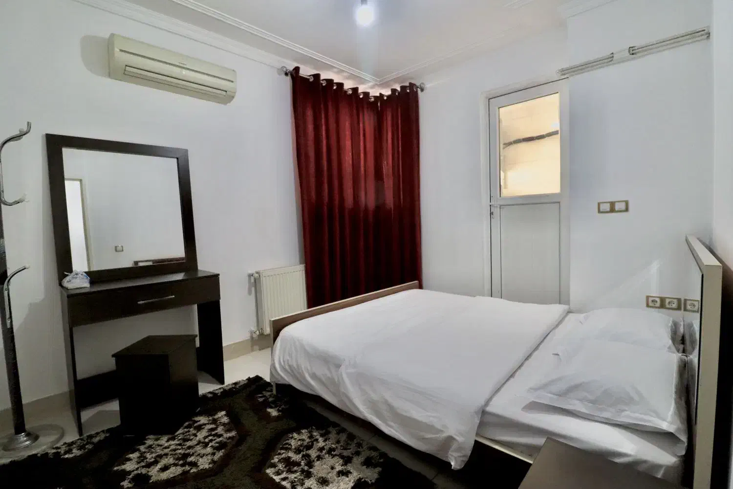 منزل مبله کوتاه مدت|اجارهٔ کوتاه‌مدت آپارتمان و سوئیت|شیراز, قدوسی غربی|دیوار