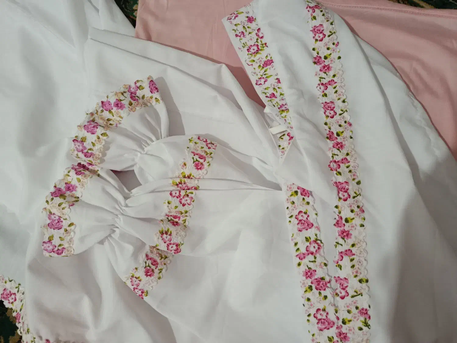 چادر جشن تکلیف دخترانه|لباس|شیراز, میانرود|دیوار