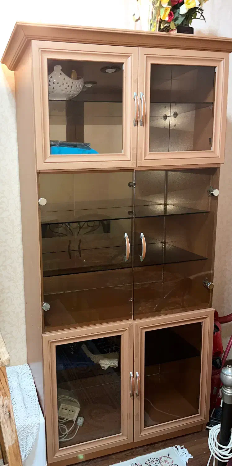 دوعدد تخت سالم|تخت و سرویس خواب|بندر انزلی, آخرخط|دیوار