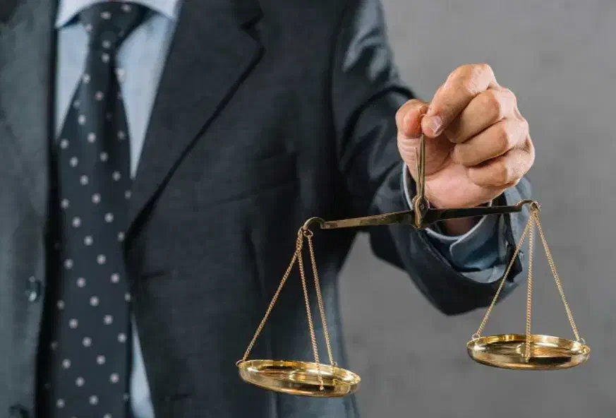 وکیل پایه یک دادگستری زنجان / وکالت/|خدمات مالی، حسابداری، بیمه|زنجان, |دیوار