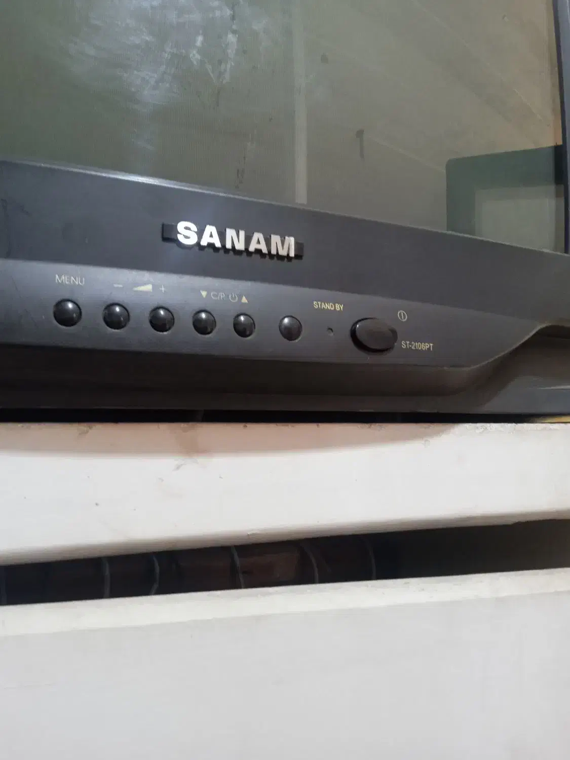 تلویزیون سنام ۲۱ اینچ . مشکی|تلویزیون و پروژکتور|رشت, سعدی (تختی)|دیوار