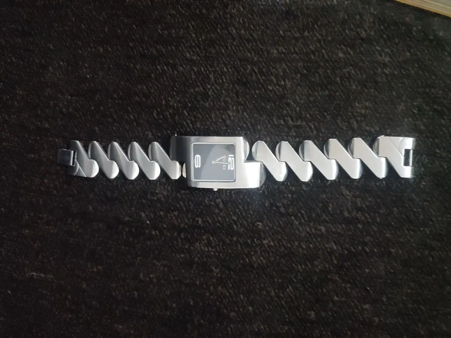 ساعت مچی|ساعت|قوچان, |دیوار