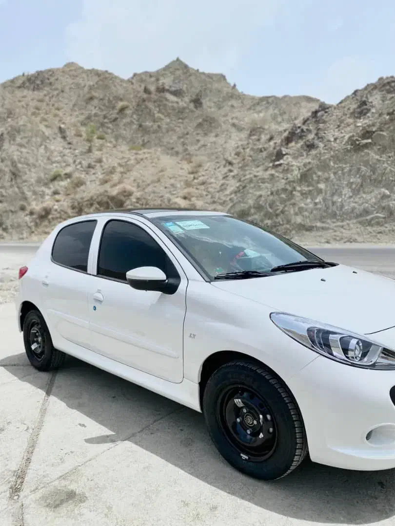 207پاناروما مدل ۱۴۰۴|خودرو سواری و وانت|کرمان, |دیوار