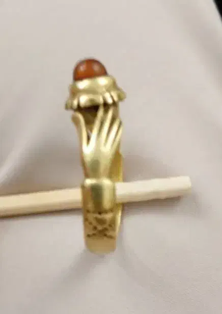 دو انگشتر و مقداری سنگ|جواهرات|چالوس, |دیوار