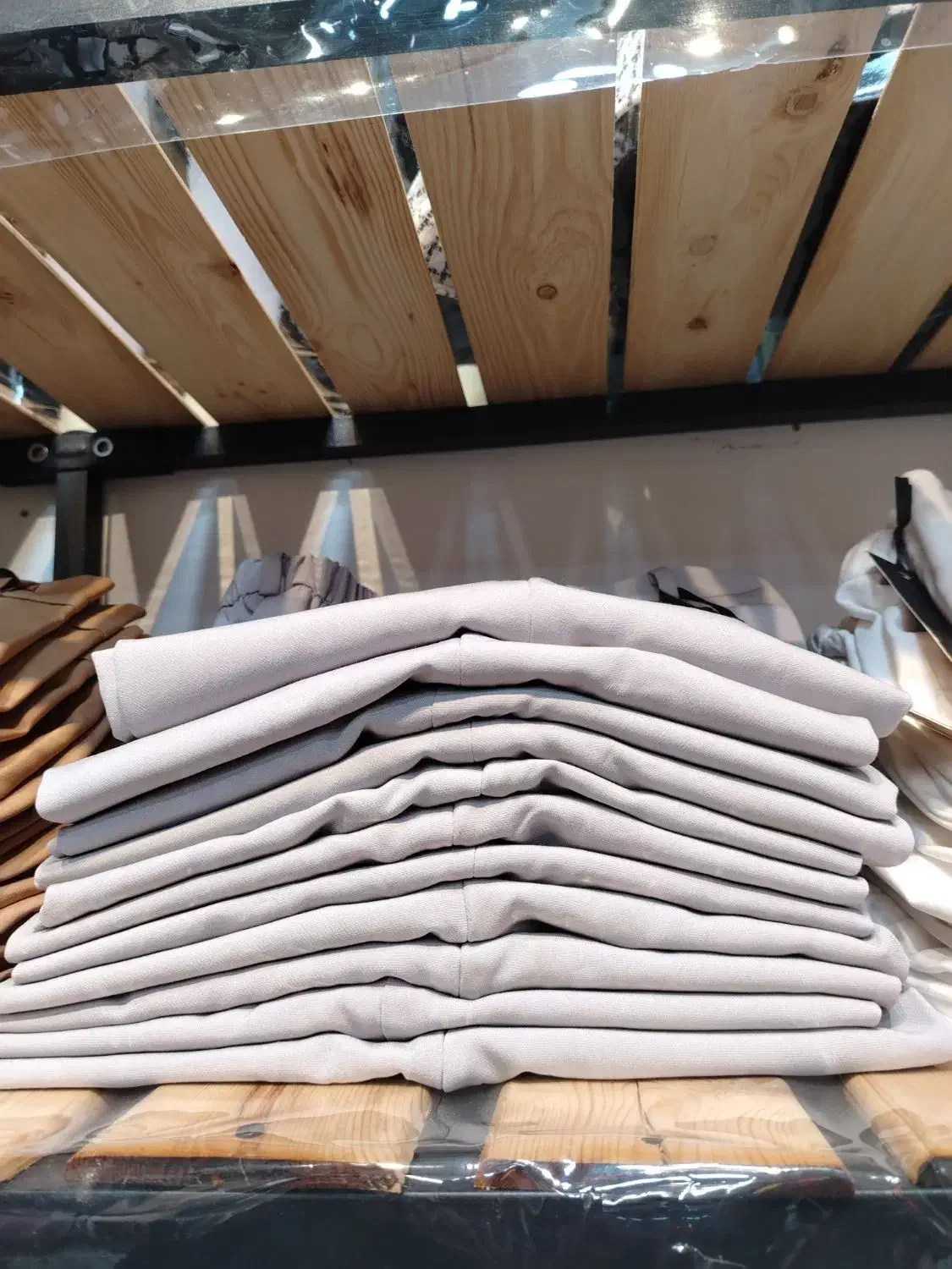 فروش شلوار پارچه ای تقریبا 40 عدد|لباس|نجفآباد, امام خمینی|دیوار