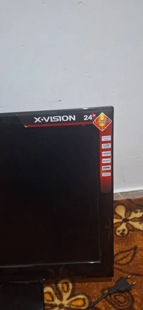 مانیتور   ایکس  ویژن   در حد نو. بشرط کم‌کار کرد|رایانه رومیزی|کرج, کمال‌شهر|دیوار