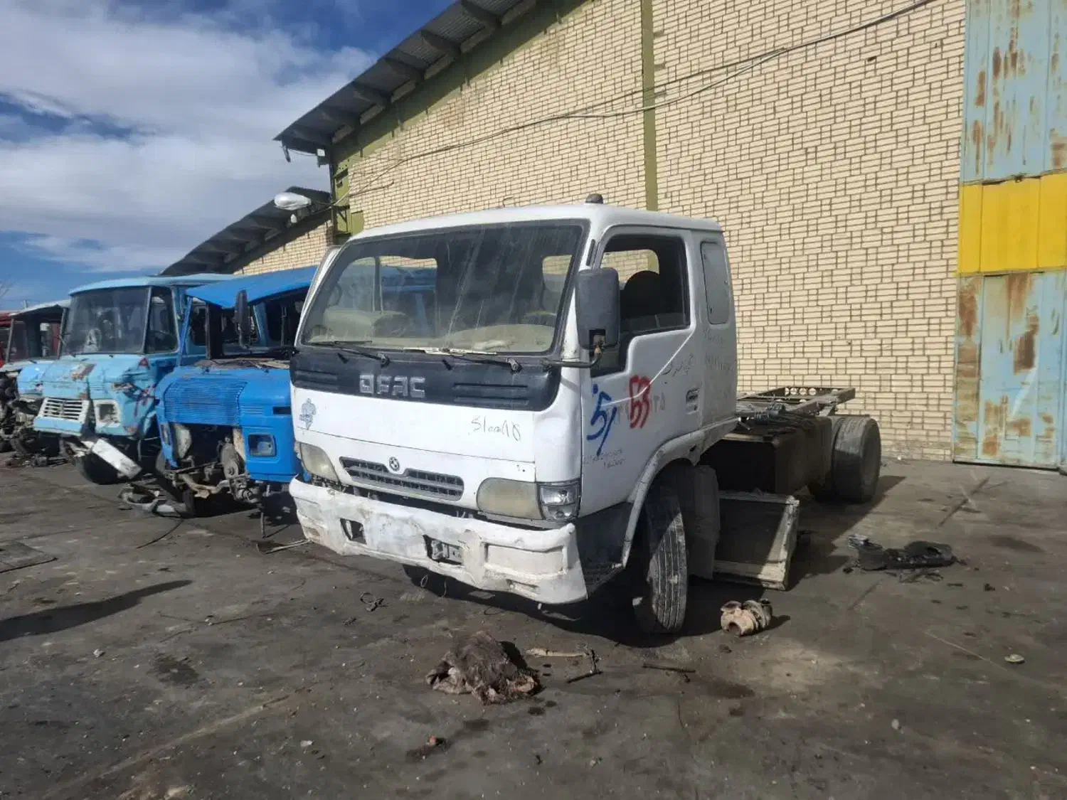 کاویان ۱۰۶|خودرو سنگین|تهران, ستارخان|دیوار