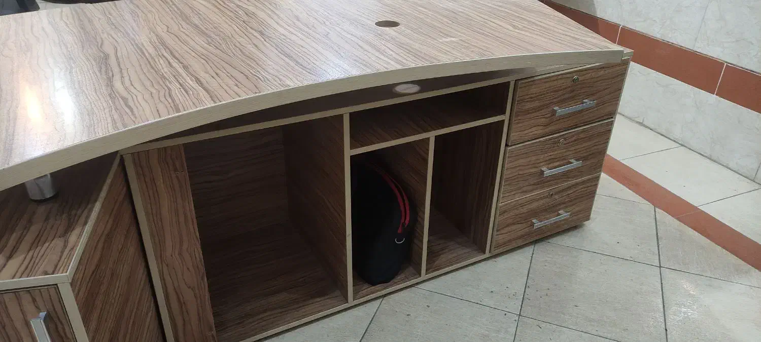 میز مدیریتی|مبلمان اداری|شهرضا, |دیوار