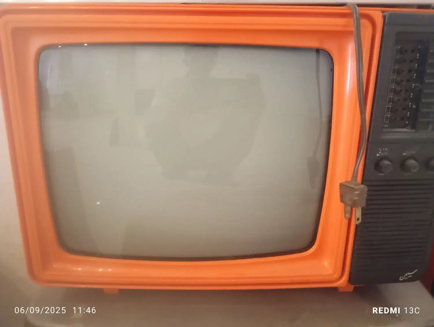 لوازم قدیمی|کلکسیون اشیاء عتیقه|اراک, |دیوار