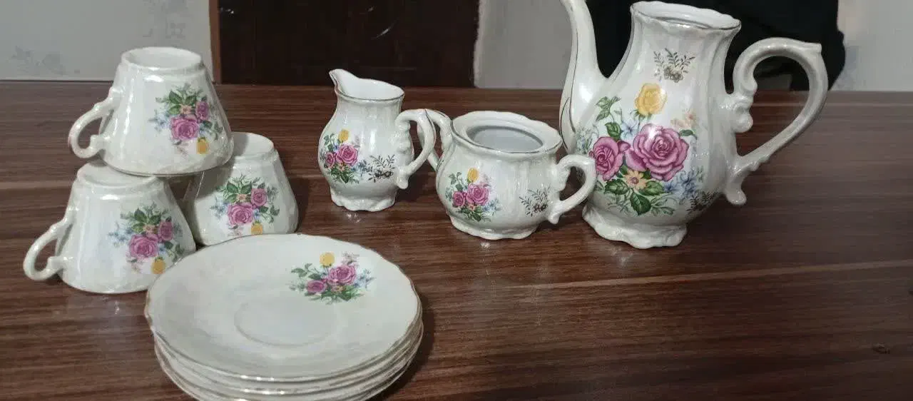 چینی قدیمی|ظروف سرو و پذیرایی|حبیب آباد, |دیوار