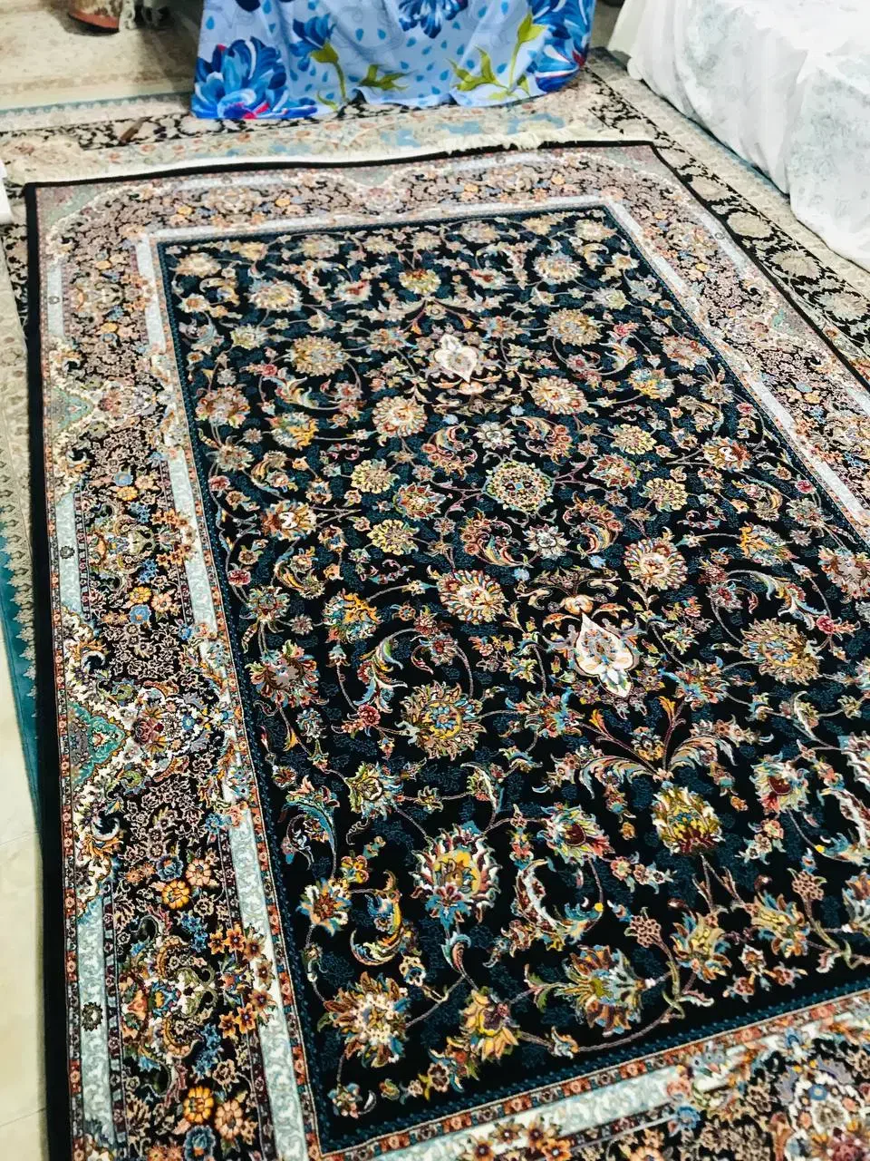 فرش نگین یاسمن مشهد(نو)|فرش|همدان, |دیوار