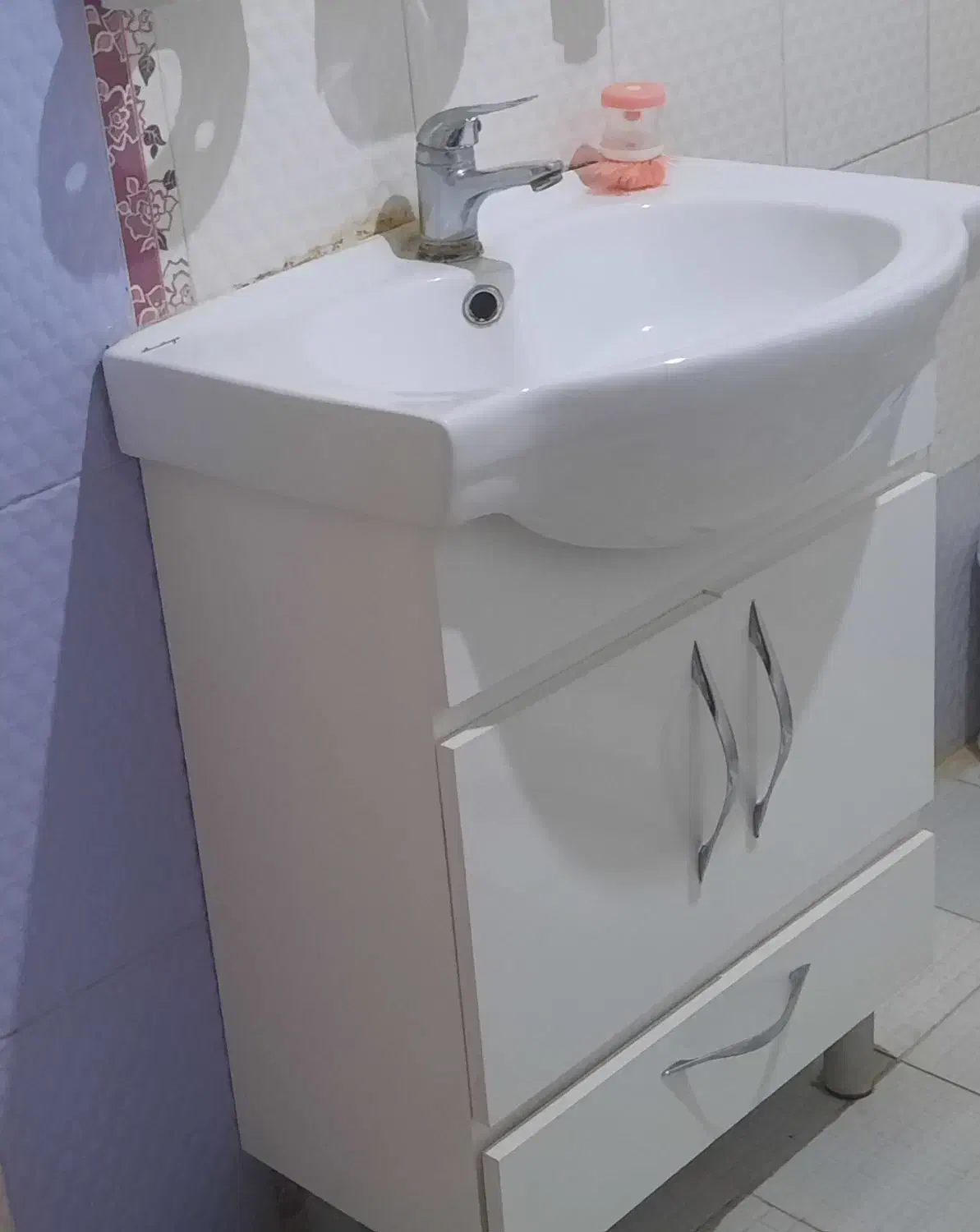 روشویی کابینتی با باکس و آیینه|لوازم سرویس بهداشتی|شاهدشهر, |دیوار