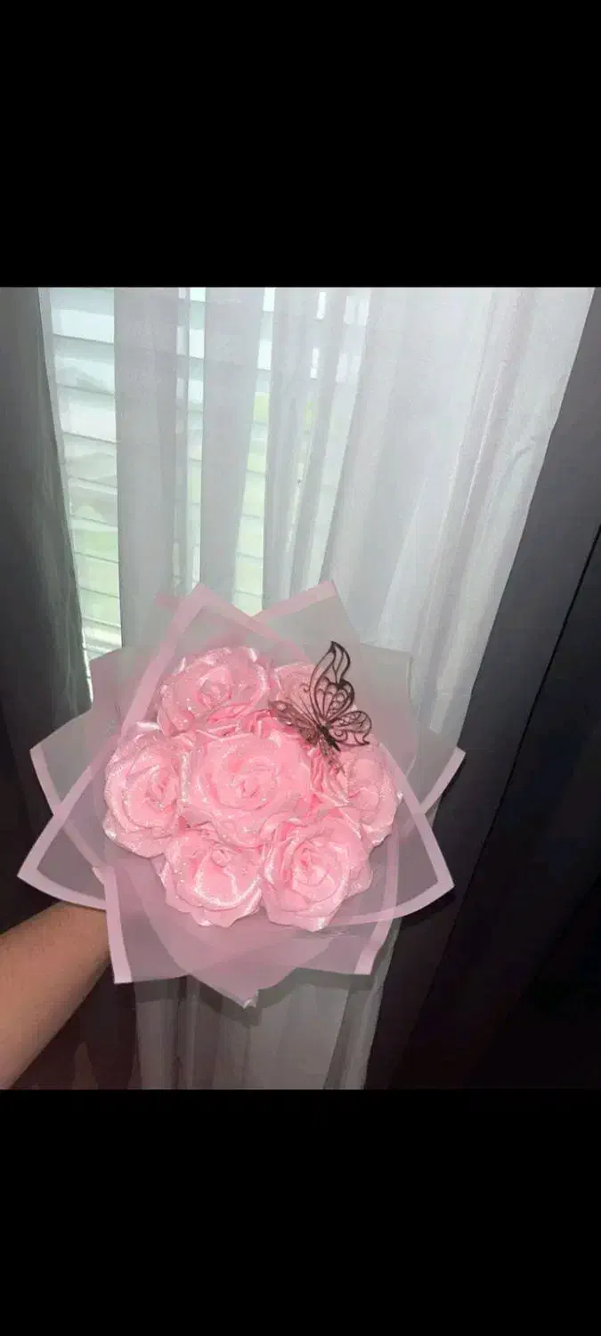 گل رز روبانی|گل مصنوعی|مینودشت, |دیوار