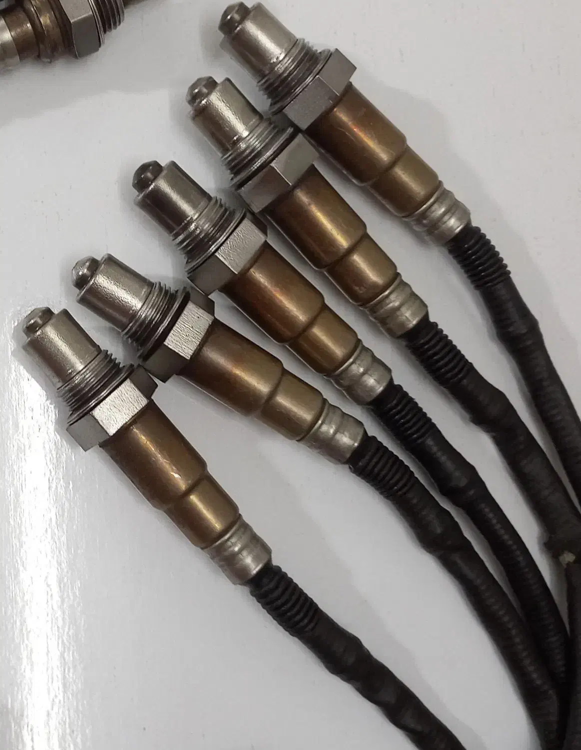 سنسور اکسیژن بوش آلمان/سوزن انژکتور بوش/شمع وایر|قطعات یدکی و لوازم جانبی|مشهد, شهرک رازی (شهرک غرب)|دیوار