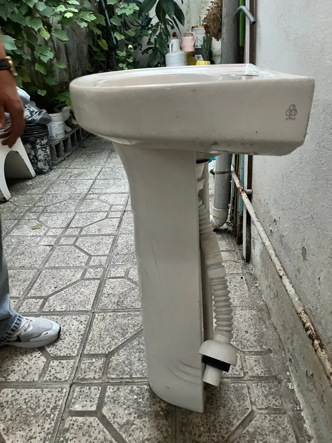 روشویی|لوازم سرویس بهداشتی|رشت, سیا اسطلخ|دیوار