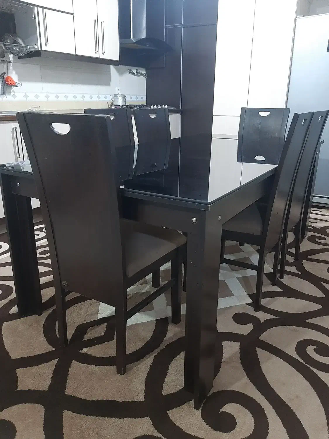 میز غذا خوری|میز و صندلی غذاخوری|کبودرآهنگ, |دیوار