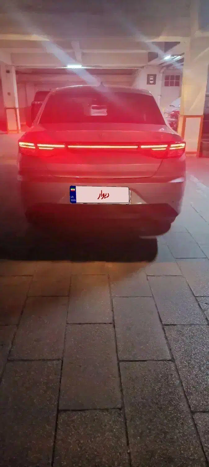 تارا اتوماتیک صفر نقرهای تیتانیوم|خودرو سواری و وانت|مشهد, زمرد|دیوار