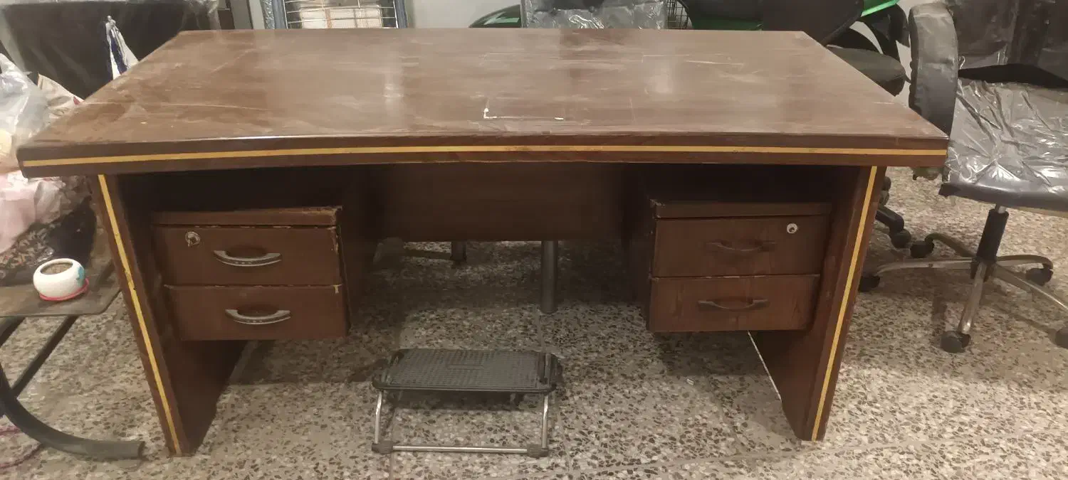 میز/ صندلی/ کامپیوتر/ پرینتر|دفتر کار|اصفهان, محله سفلی|دیوار