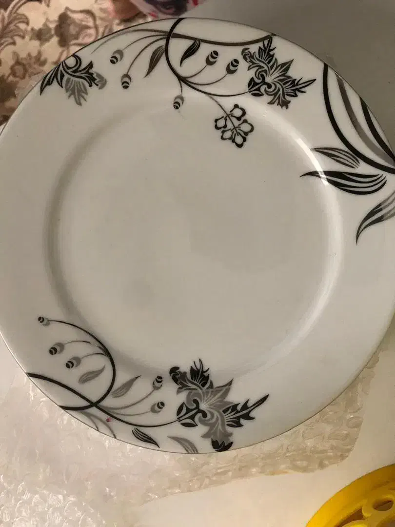 چند عدد ظرف آشپزخانه|ظروف سرو و پذیرایی|بوشهر, |دیوار