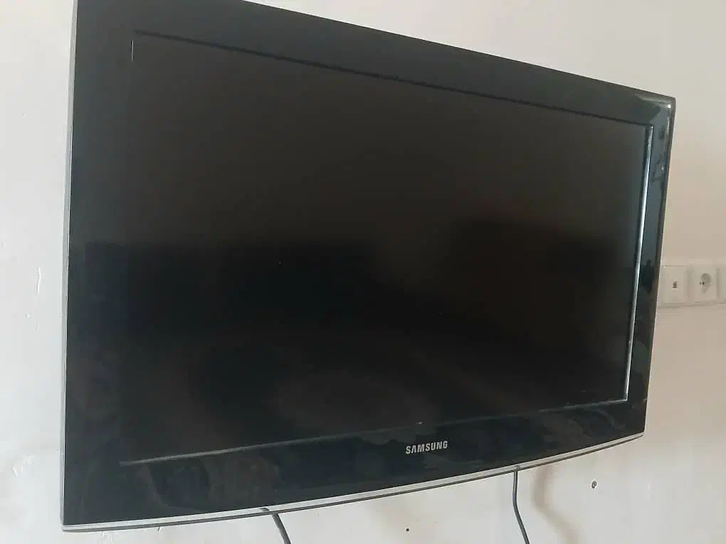 تلویزیون 8500000|تلویزیون و پروژکتور|شوشتر, |دیوار