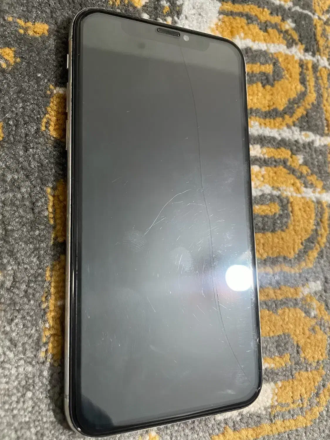 ایفون X معاوضه با 11نرمال یا پرو|موبایل|زاهدان, |دیوار