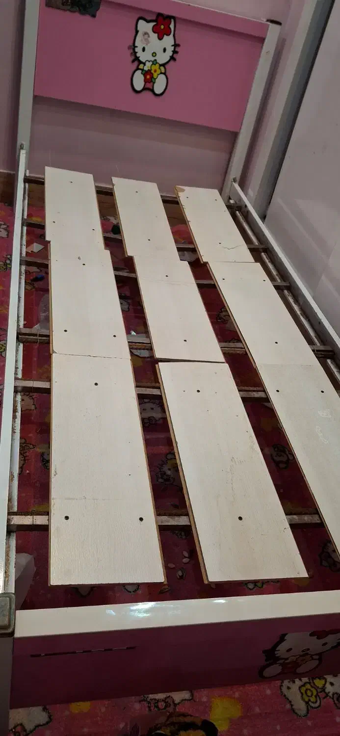 تخت کودک و نوجوان طرح کیتی|تخت و سرویس خواب|بوشهر, |دیوار