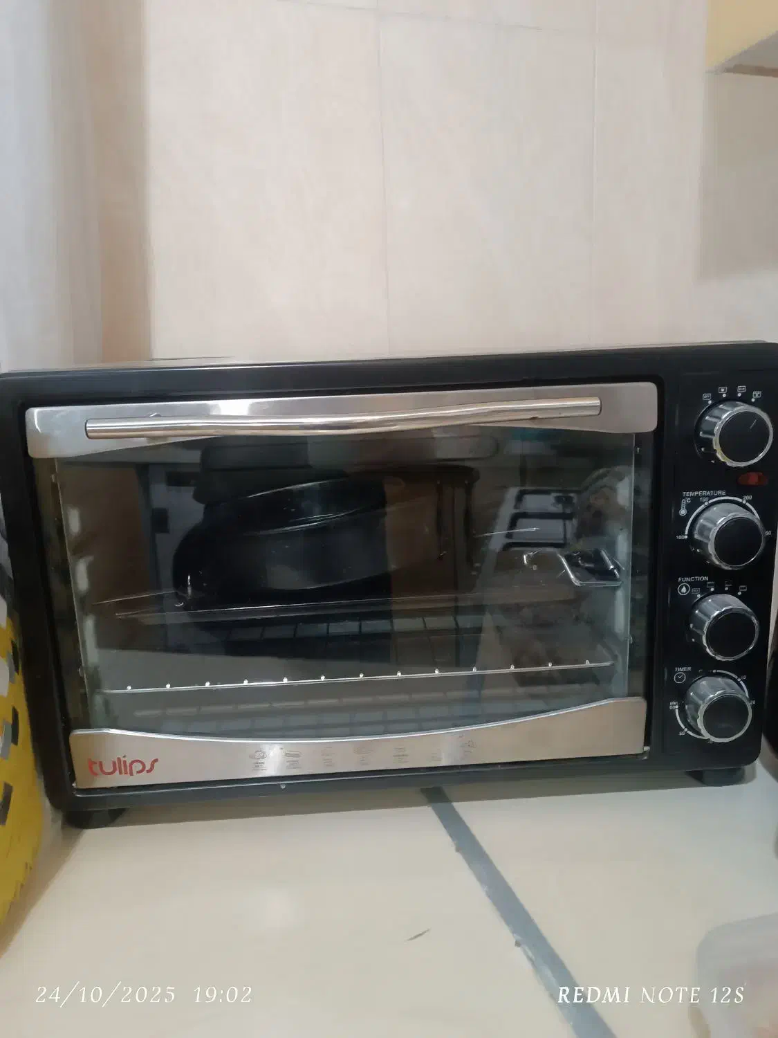 توتسترتولیپس|اجاق گاز و لوازم برقی پخت‌وپز|پرند, فاز ۶|دیوار