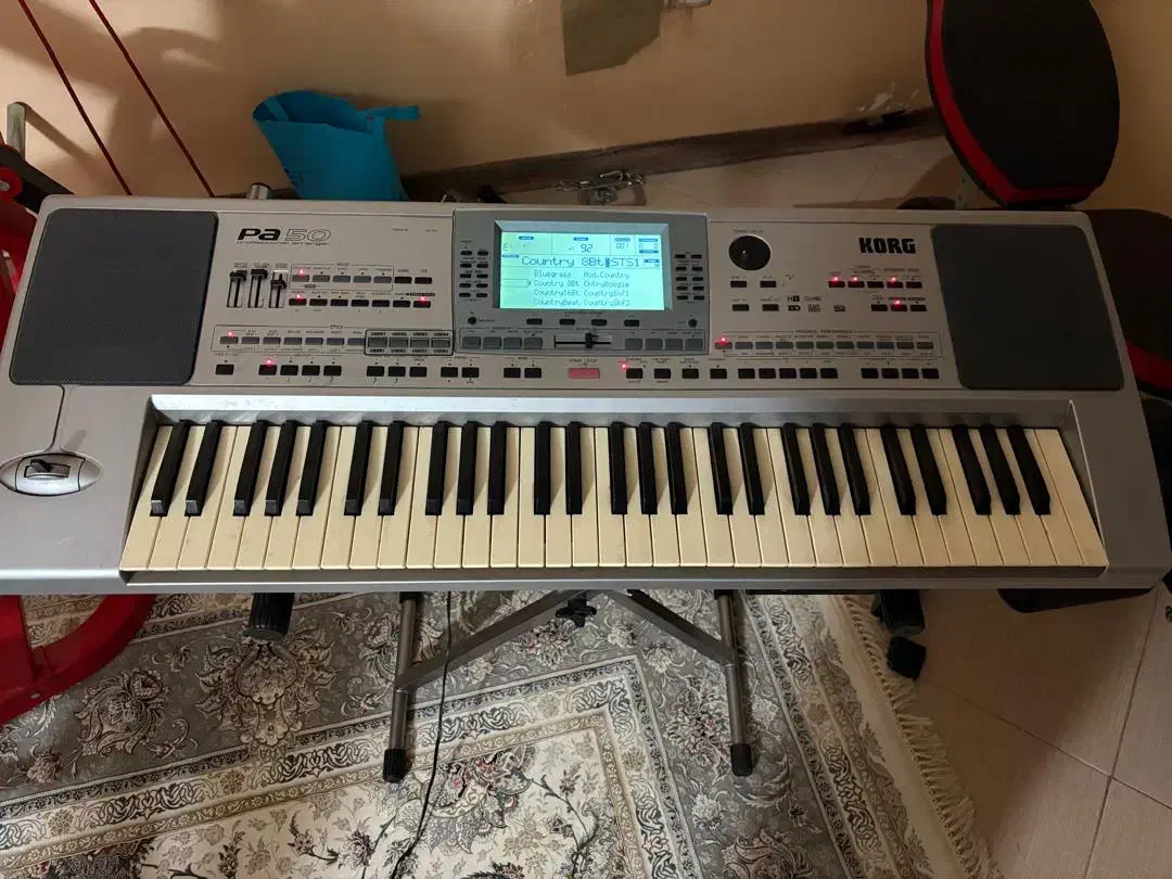 ارگ کرگ|پیانو، کیبورد، آکاردئون|اصفهان, برازنده|دیوار