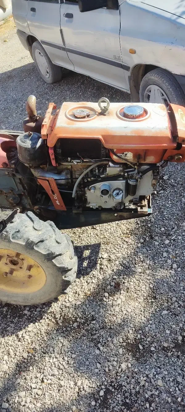 تیلر ۱۳اسب تایوانی|ماشین‌آلات صنعتی|کامفیروز, |دیوار