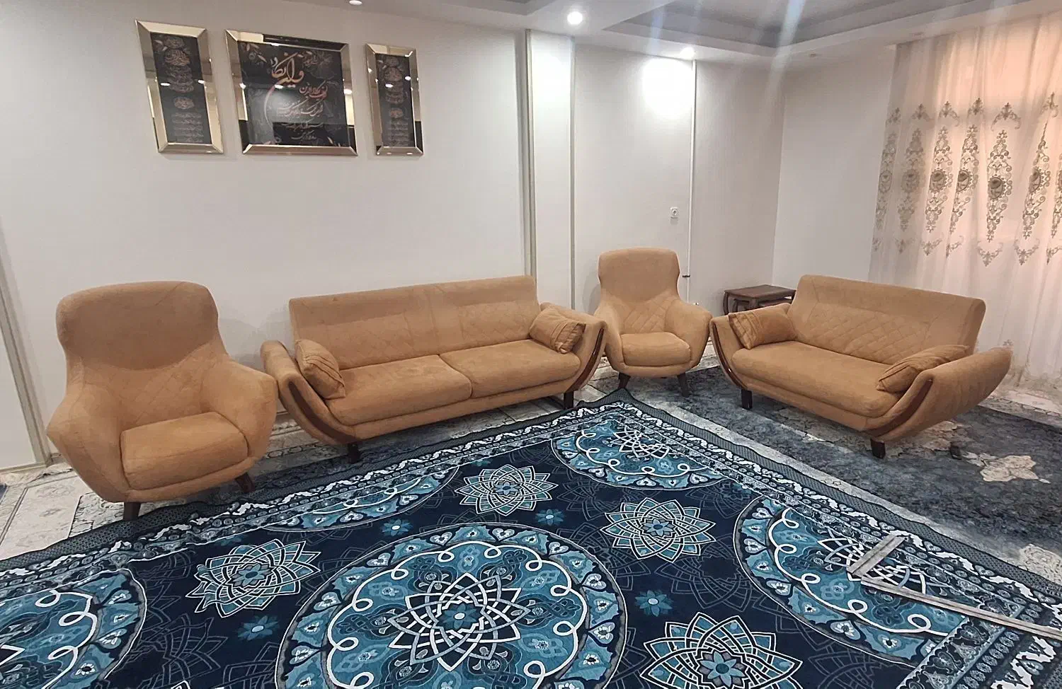 مبل راحتی.|مبلمان خانگی و میز عسلی|اهواز, رسالت|دیوار