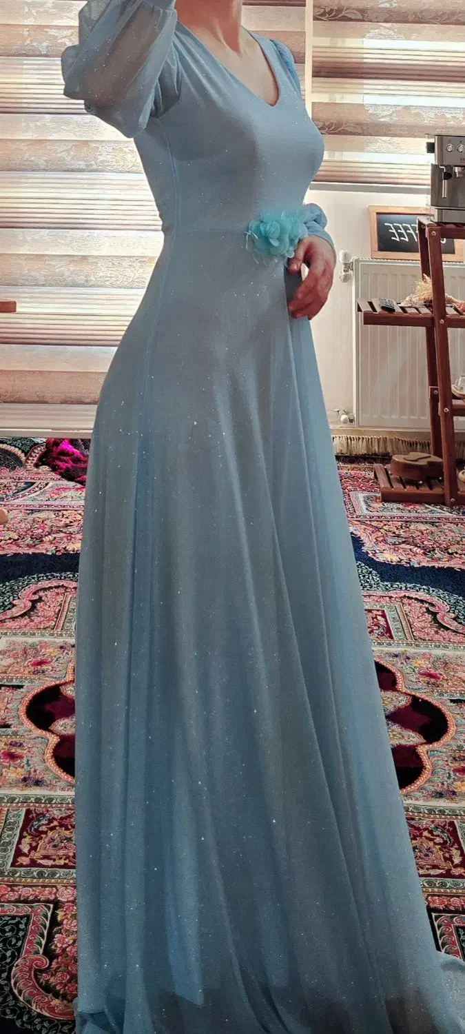 لباس مجلسی آبی|فعالیت داوطلبانه تحقیقاتی|قم, پردیسان|دیوار