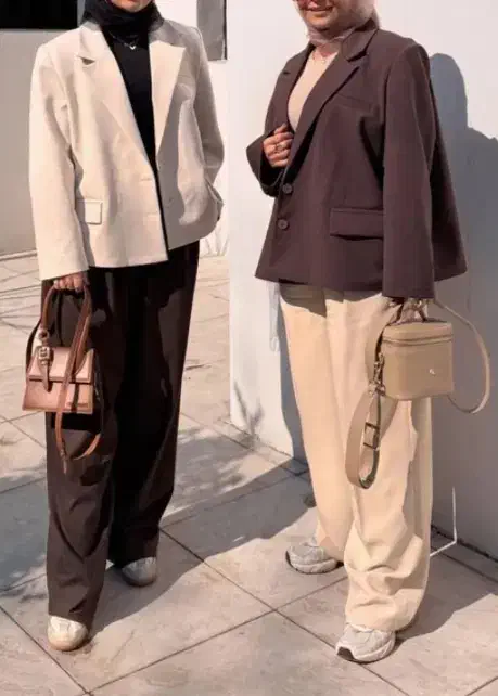 دوخت لباس|لباس|بیرجند, |دیوار