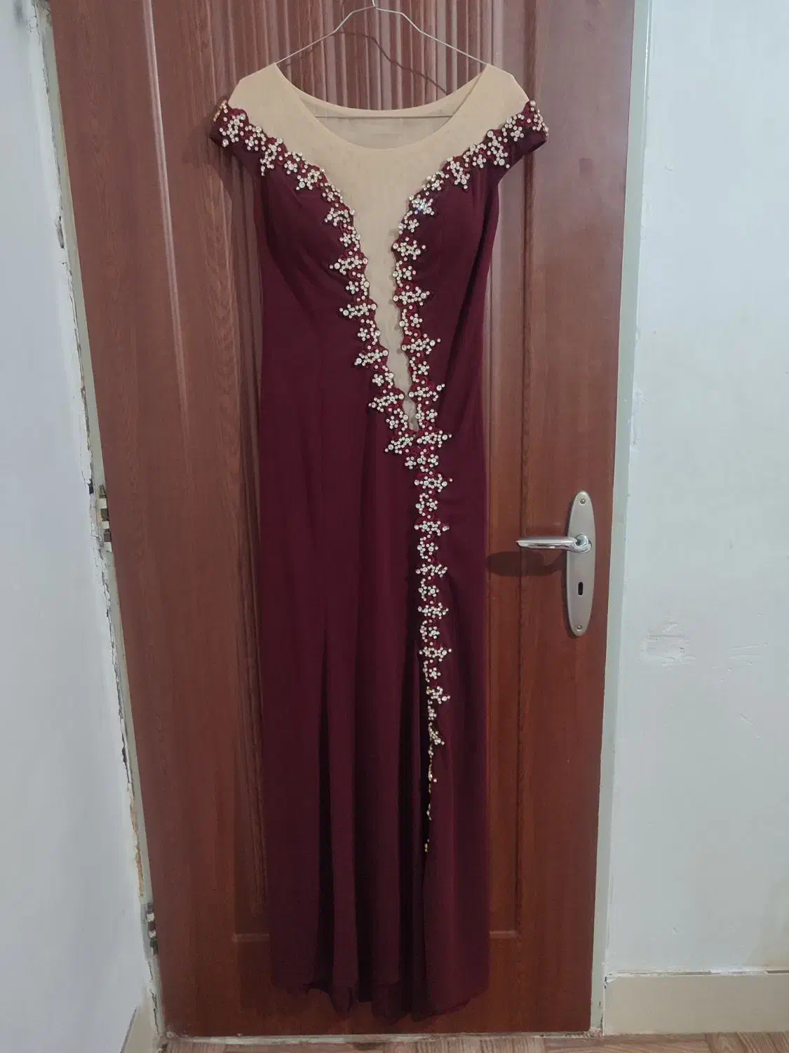 پیرهن مجلسی|لباس|شاهرود, |دیوار