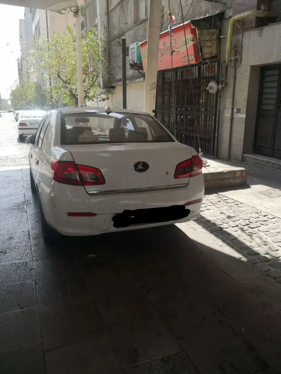 راننده با خودرو مسلط به زبان انگلیسی|خدمات حمل و نقل|تهران, میدان ولیعصر|دیوار