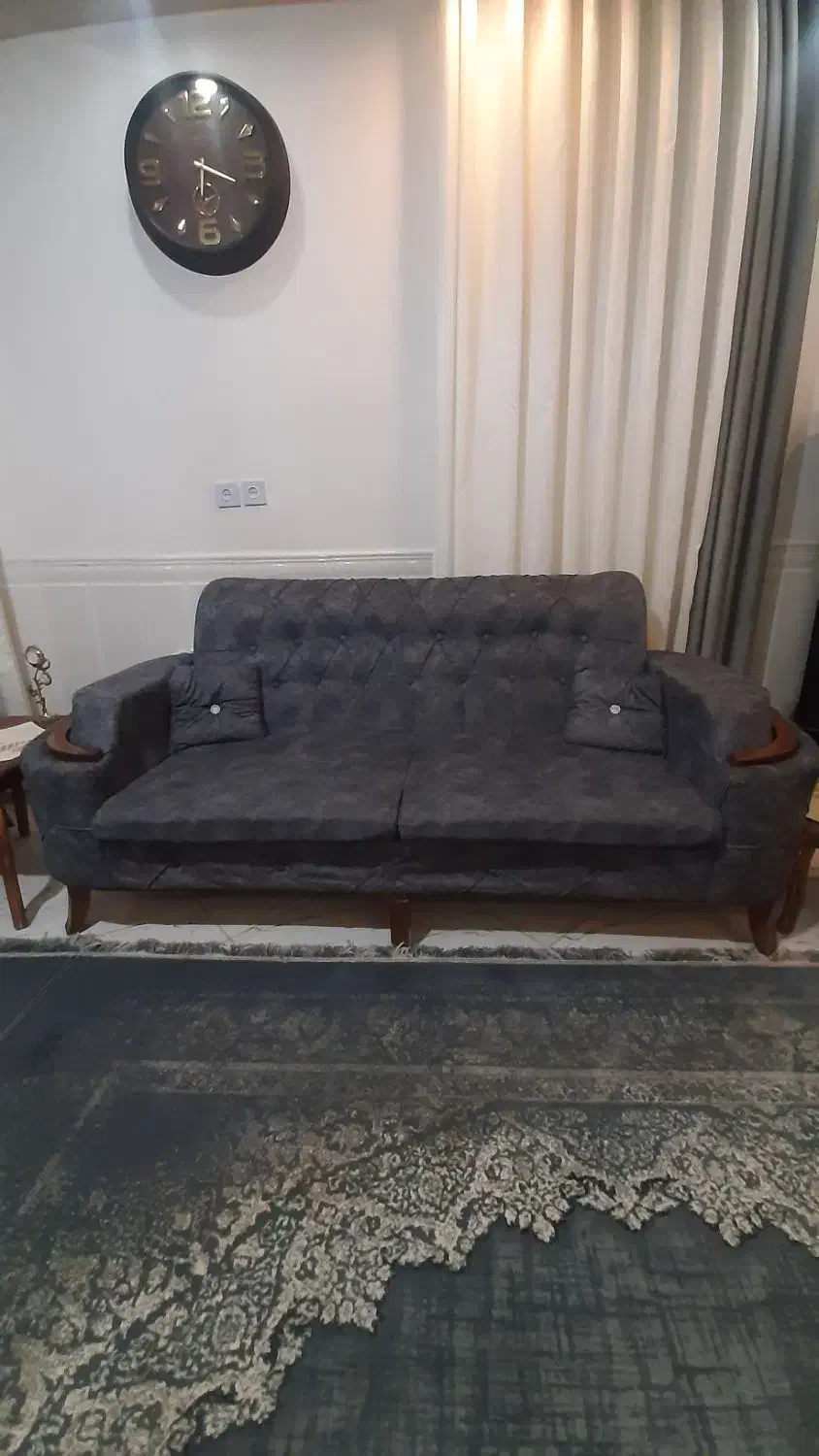 چستر راحتی سالم در حد نو|مبلمان خانگی و میز عسلی|شهریار, فرارت|دیوار