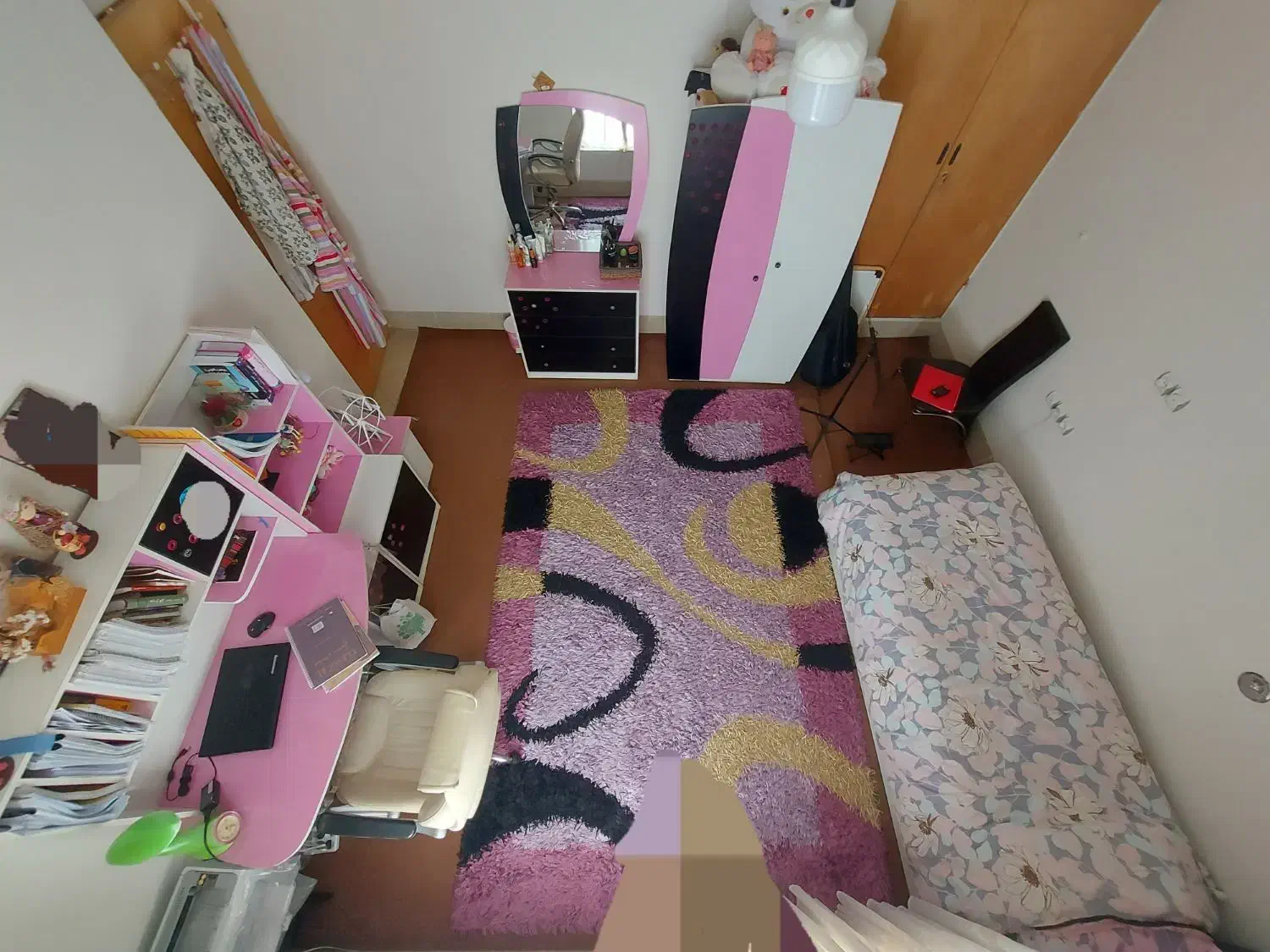 سرویس خواب دخترانه***تخت و کمد میز تحریر|تخت و سرویس خواب|شیراز, وحدت|دیوار