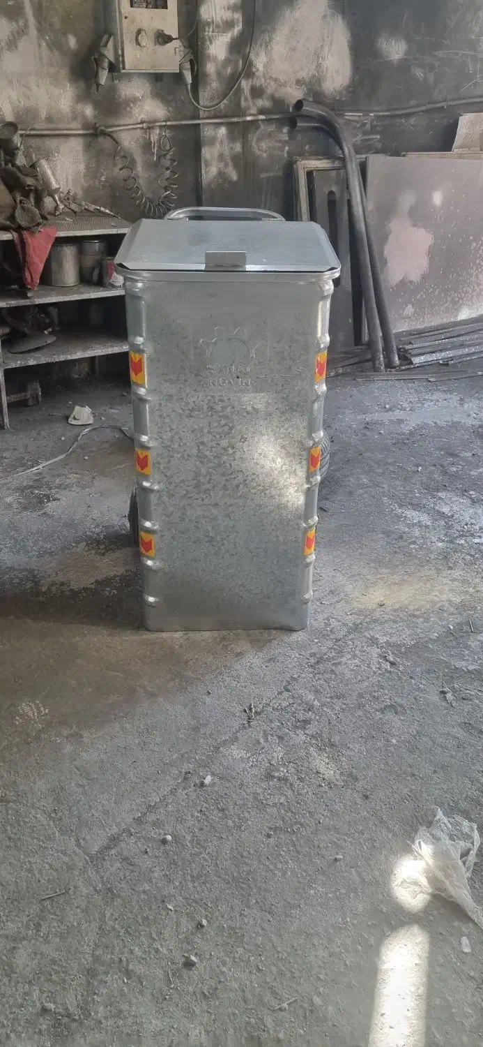 سطل زباله چرخ دار (۲۴۰) لیتری|مصالح و تجهیزات ساختمان|قیامدشت - خاورشهر, |دیوار