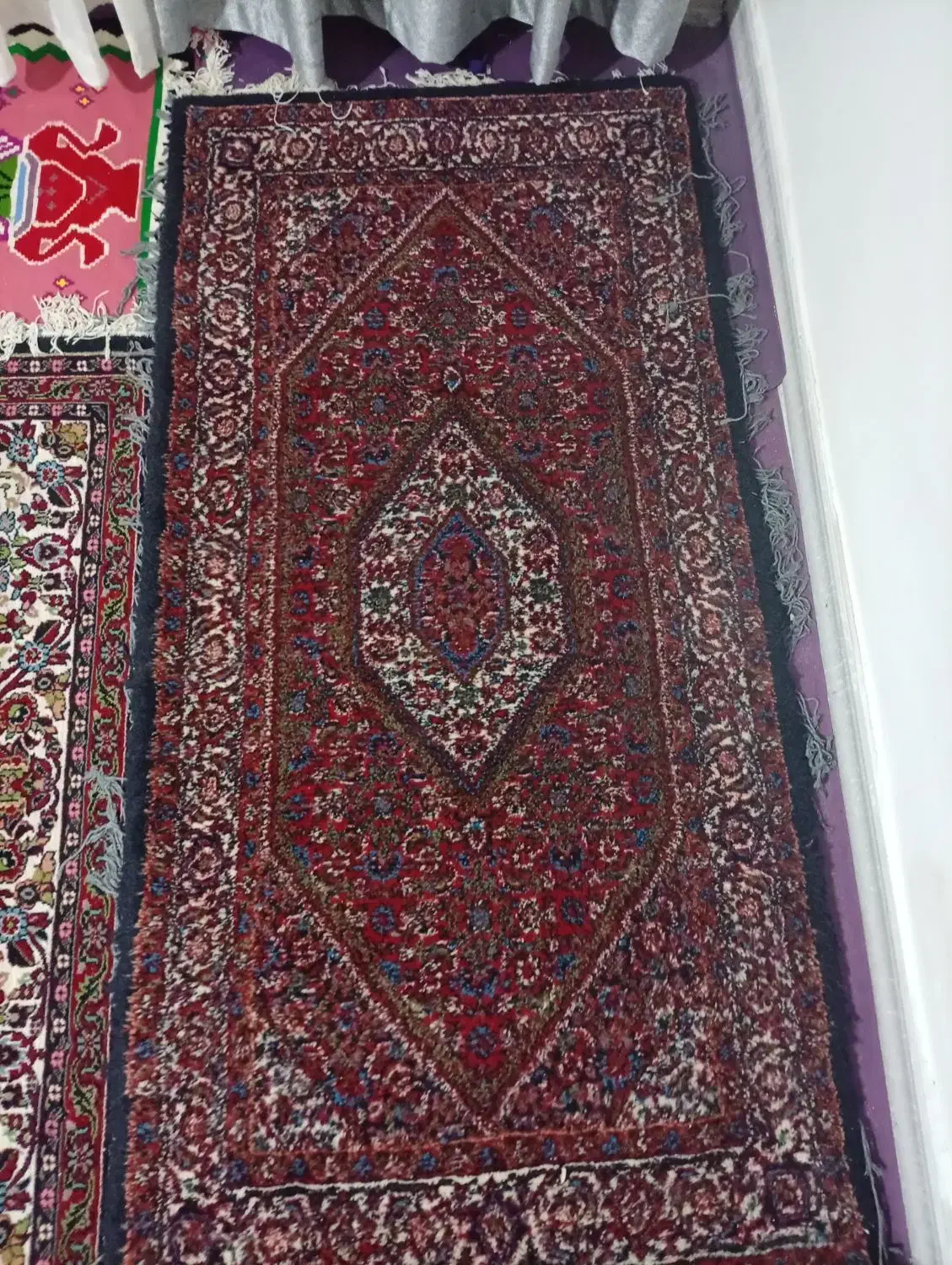 دو عدد فرش دستبافت زرچرک باختر|فرش|ایجرود, |دیوار